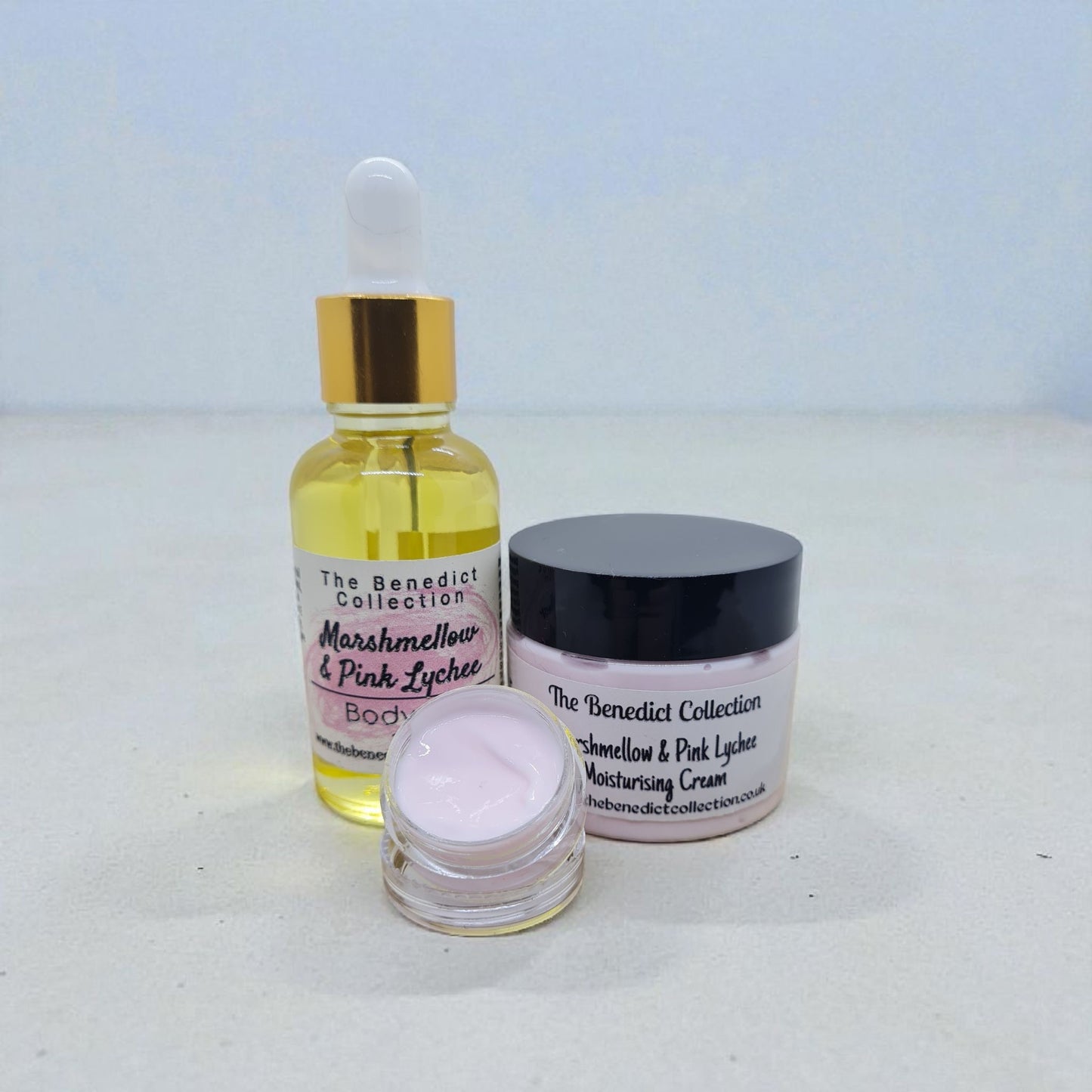 Face & Body Moisturiser - Marshmellow & Pink Lychee