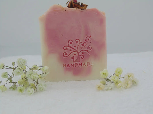 Velvet Rose and Oud
