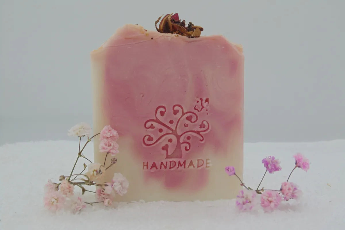 Velvet Rose and Oud
