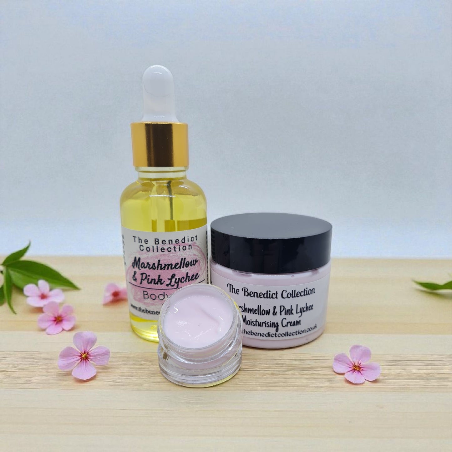 Face & Body Moisturiser - Marshmellow  & Pink Lychee